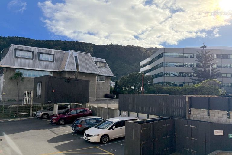 Photo of property in Frame Apartments, 102/111 Molesworth Street, Thorndon, Wellington, 6011
