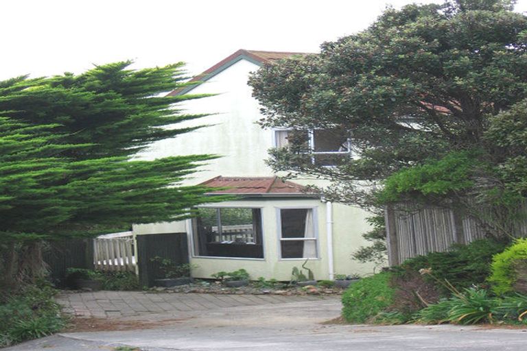 Photo of property in 8 Atwood Grove, Churton Park, Wellington, 6037