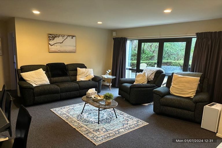 Photo of property in 4 Leadley Lane, Tawa, Wellington, 5028