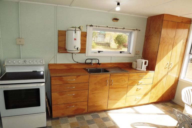Photo of property in 6 Wainamu Road, Raglan, 3297