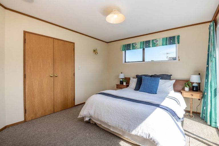 Photo of property in 26 Burbank Crescent, Churton Park, Wellington, 6037