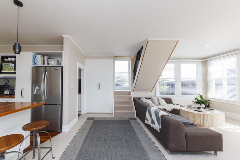 Photo of property in 63 James Line, Kelvin Grove, Palmerston North, 4414