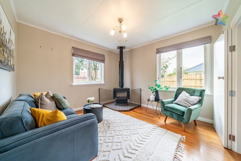 Photo of property in 366a Waiwhetu Road, Fairfield, Lower Hutt, 5011