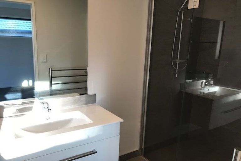 Photo of property in 4 Isabella Drive, Pukekohe, 2120