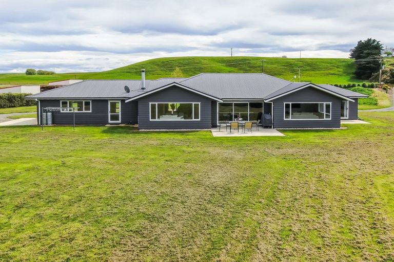 Photo of property in 62 River Road, Otane, Waipawa, 4271