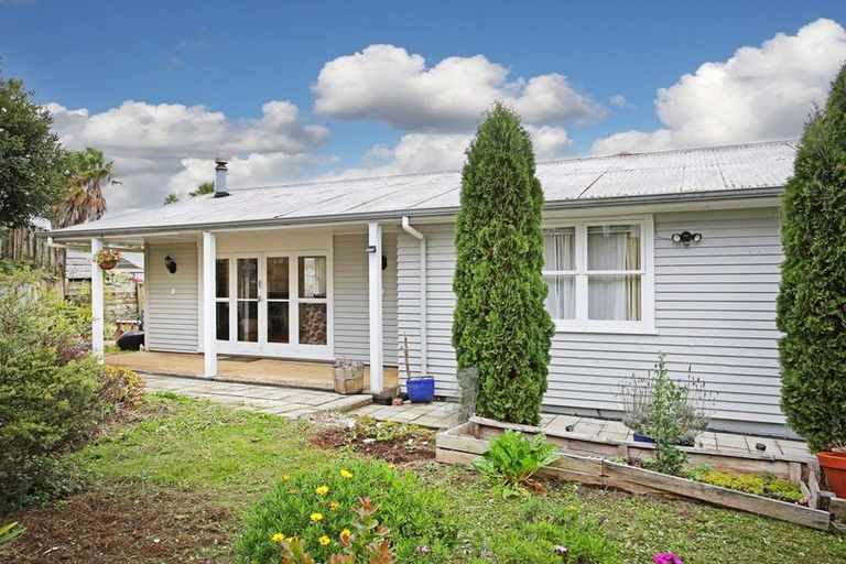 Photo of property in 21 Cape Hill Road, Pukekohe, 2120