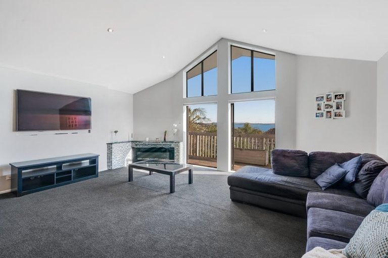 Photo of property in 105 Alec Craig Way, Gulf Harbour, Whangaparaoa, 0930