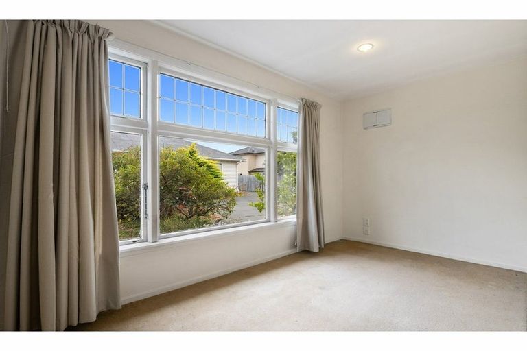 Photo of property in 8 Kahu Road, Riccarton, Christchurch, 8041