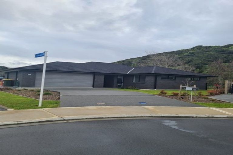 Photo of property in 64 Tradewinds Drive, Whitby, Porirua, 5024