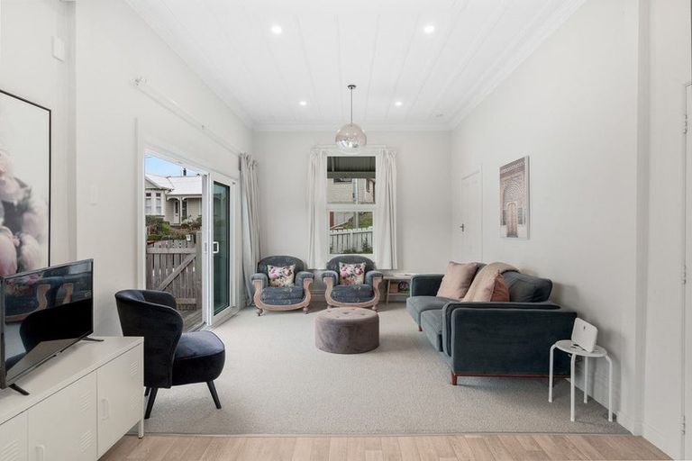 Photo of property in 48 Nairn Street, Kaikorai, Dunedin, 9010