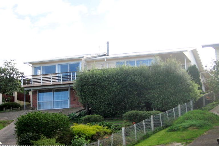 Photo of property in 11 Hartley Terrace, Massey, Auckland, 0614