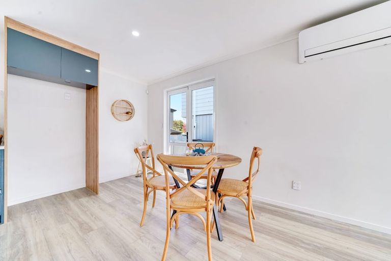 Photo of property in 7 Gambare Place, Wattle Downs, Auckland, 2103