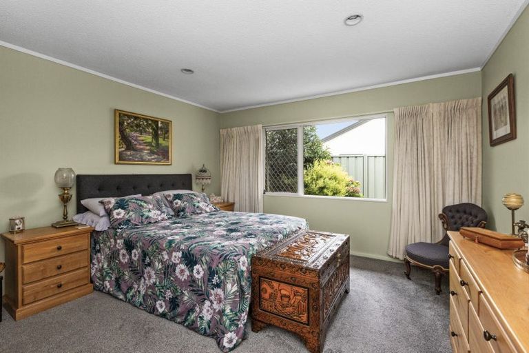 Photo of property in 11b Cheval Place, Taradale, Napier, 4112