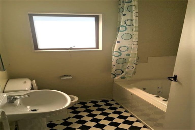 Photo of property in 30a Saint Martins Road, Saint Martins, Christchurch, 8022