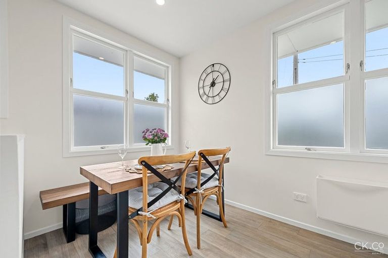 Photo of property in 1/1 Saulbrey Grove, Woburn, Lower Hutt, 5010