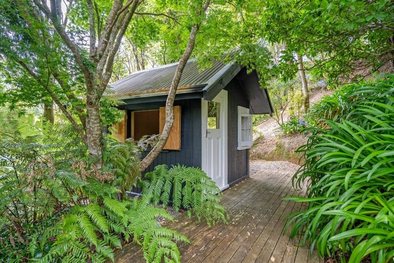 Photo of property in 92 Plateau Road, Te Marua, Upper Hutt, 5018