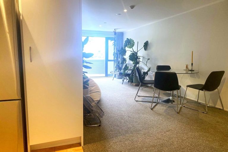 Photo of property in 18e/30 Westward Ho, Glen Eden, Auckland, 0602