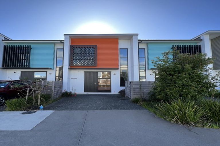 Photo of property in 28b Ian Morrison Road, Hobsonville, Auckland, 0616