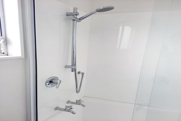 Photo of property in 11f5- John Street, Trentham, Upper Hutt, 5018