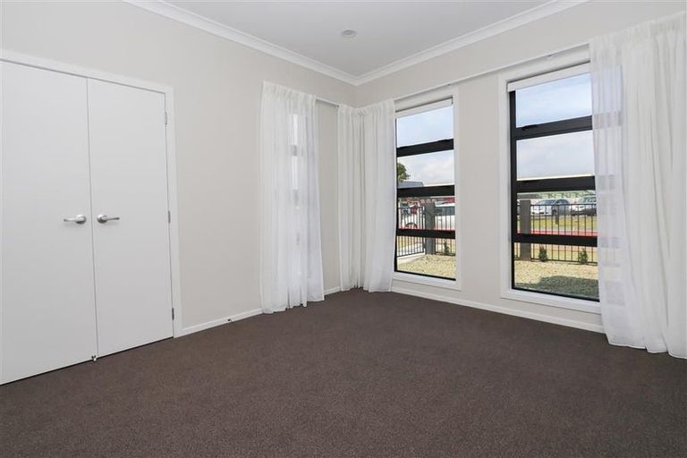 Photo of property in 2u1 Lambert Court, Glenview, Hamilton, 3206