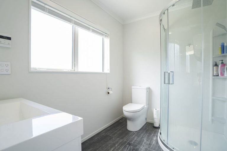 Photo of property in 53 Atherton Terrace, Churton Park, Wellington, 6037