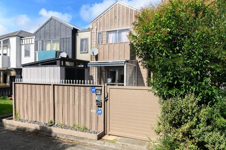 Photo of property in 38 Arawa Street, New Lynn, Auckland, 0600