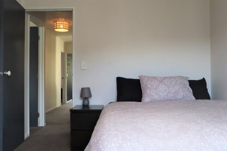 Photo of property in 69 Howards Drive, Lake Hayes, Queenstown, 9304