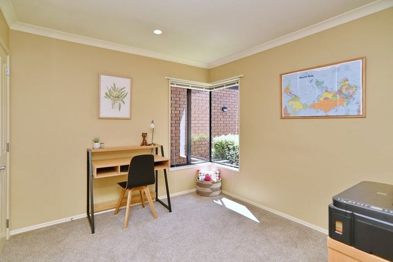 Photo of property in 20 The Stables, Woodend, 7610