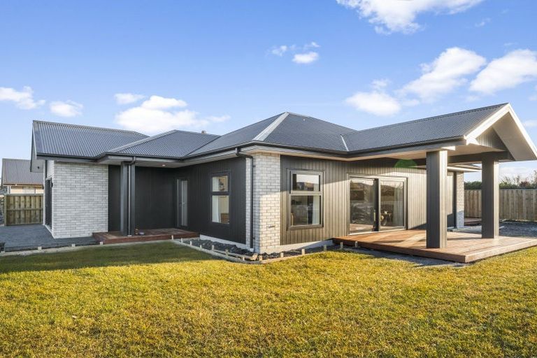 Photo of property in 53b Greig Crescent, Amberley, 7481