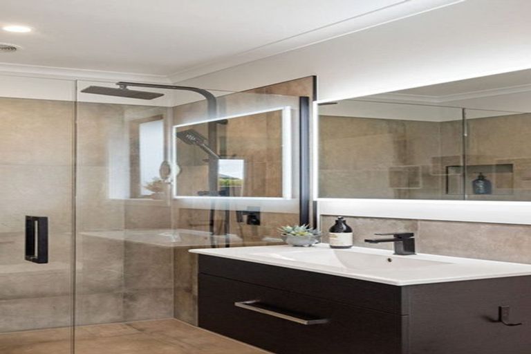 Photo of property in 19 Rose Leigh Drive, Cambridge, 3434