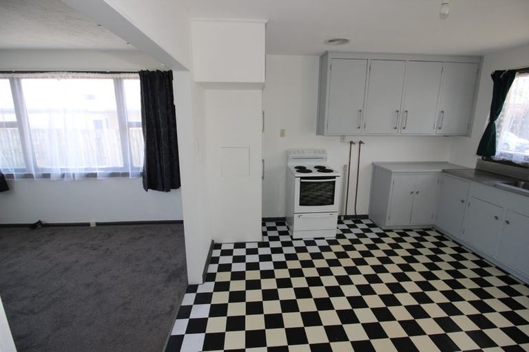 Photo of property in 1/65 Matipo Street, Riccarton, Christchurch, 8041