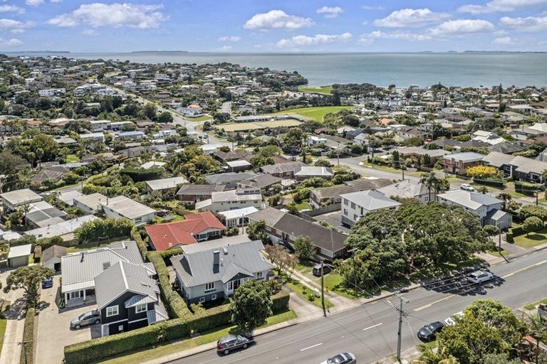Photo of property in 1/41 East Coast Road, Milford, Auckland, 0620