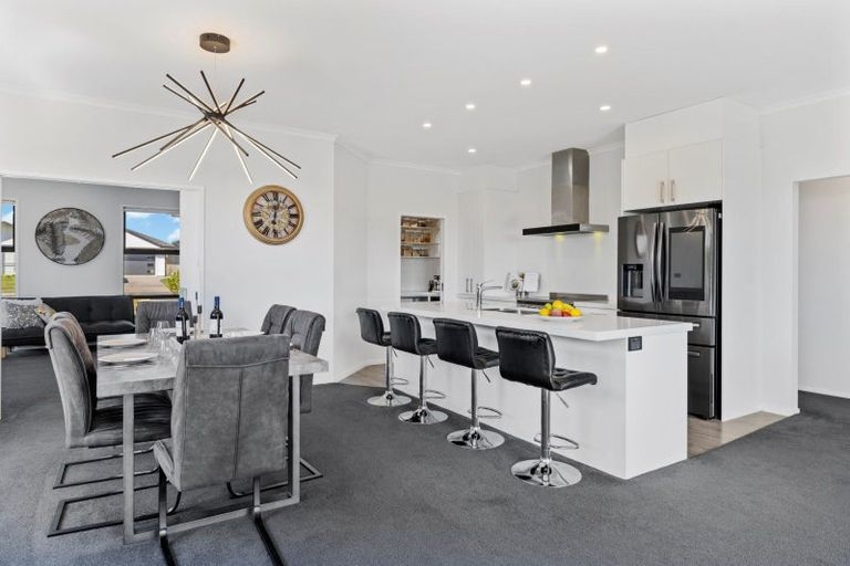 Photo of property in 65 Puhirake Crescent, Pyes Pa, Tauranga, 3112