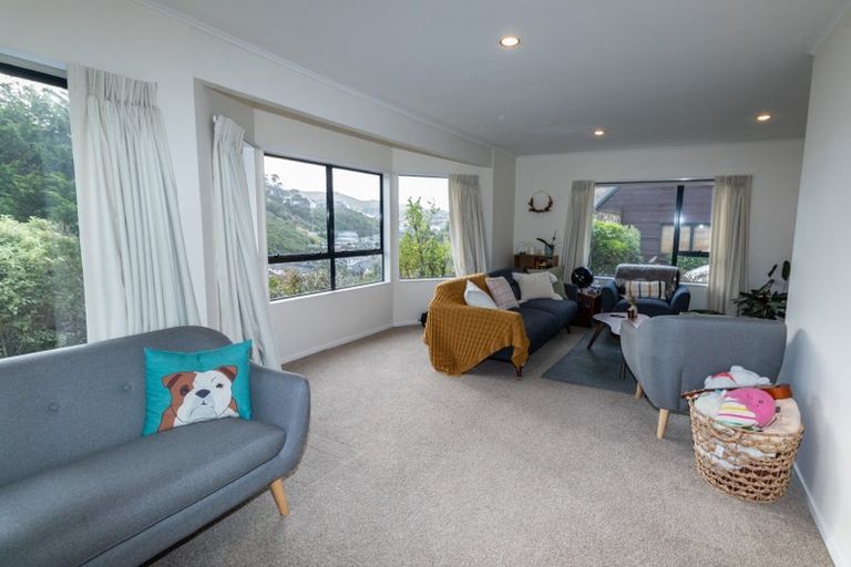 Photo of property in 8a Furlong Crescent, Churton Park, Wellington, 6037