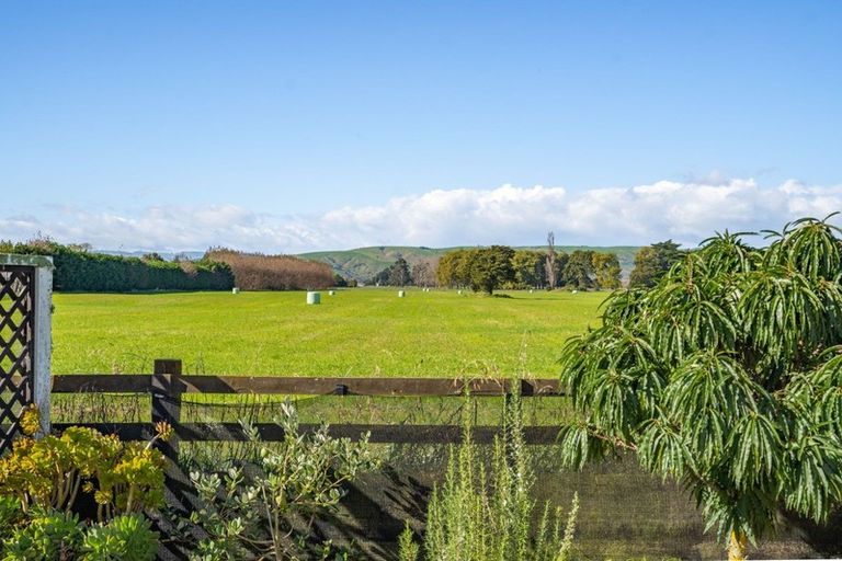 Photo of property in 62 Mcmaster Street, Greytown, 5712