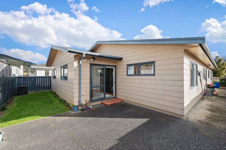 Photo of property in 4a Fairfield Avenue, Fairfield, Lower Hutt, 5011