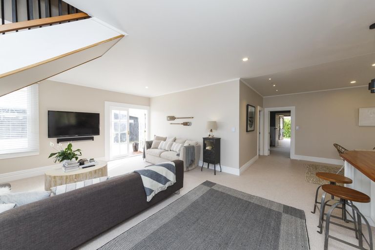 Photo of property in 63 James Line, Kelvin Grove, Palmerston North, 4414