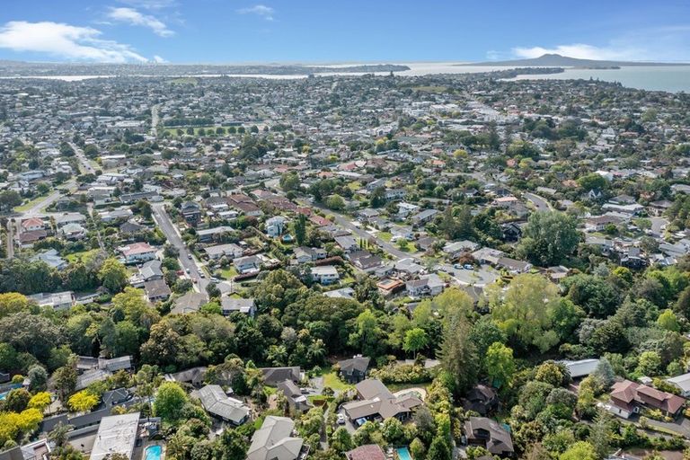 Photo of property in 25 Bemrose Place, Cockle Bay, Auckland, 2014