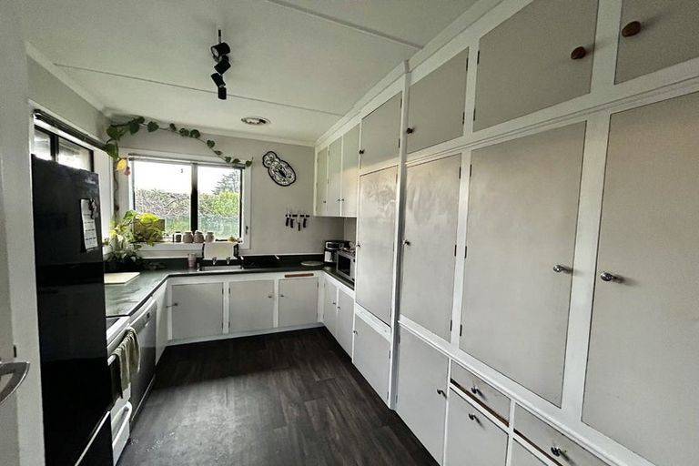 Photo of property in 36 Mackenzie Street, Winton, 9720