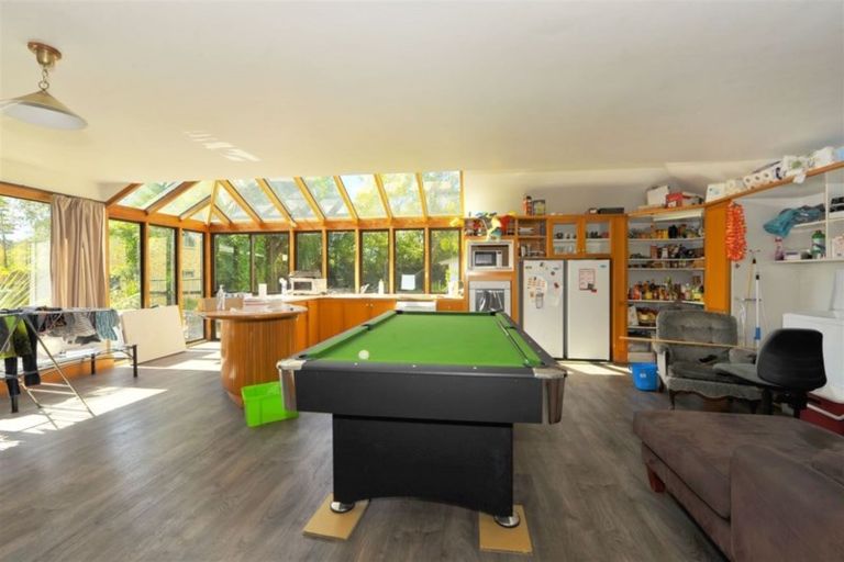 Photo of property in 102 Rattray Street, Riccarton, Christchurch, 8041