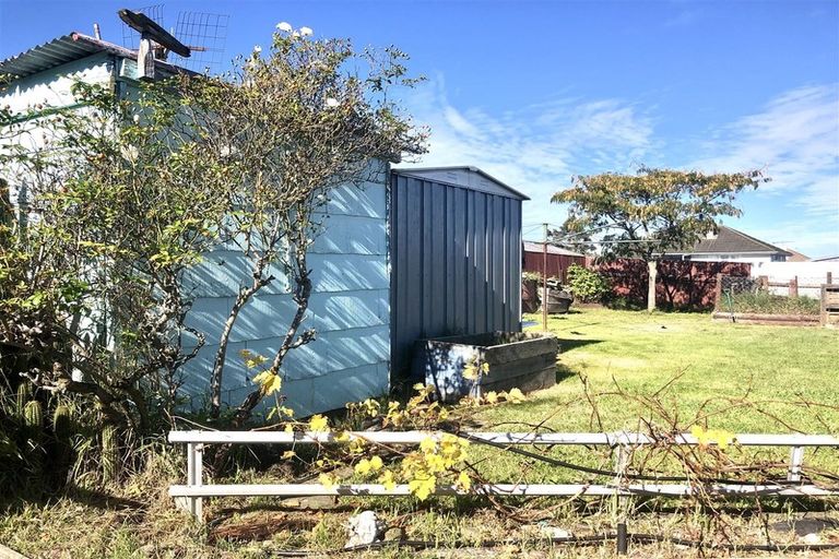 Photo of property in 9 Freyberg Terrace, Waipukurau, 4200