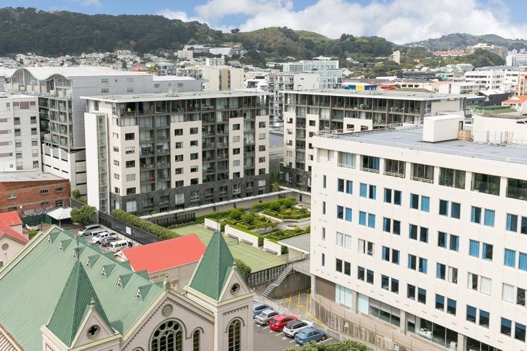 Photo of property in Sanctum Apartments, 31/10a Ebor Street, Te Aro, Wellington, 6011