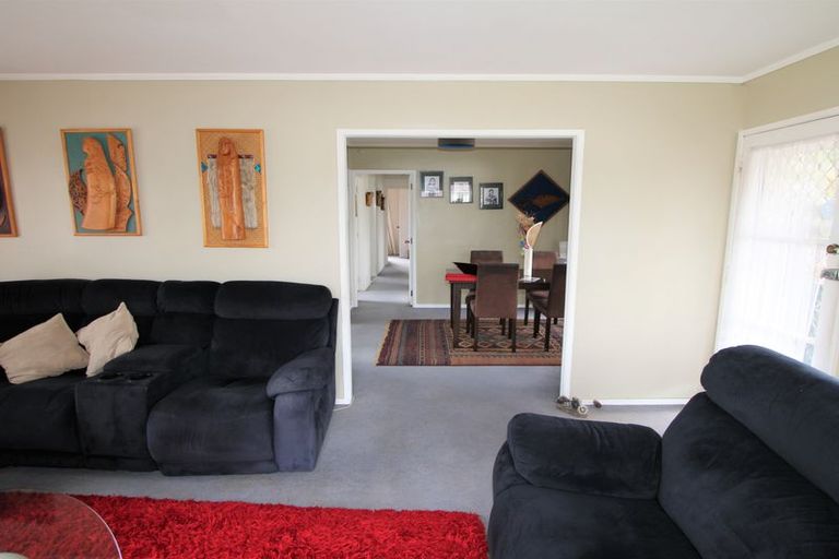 Photo of property in 65 John Walker Drive, Manurewa, Auckland, 2102