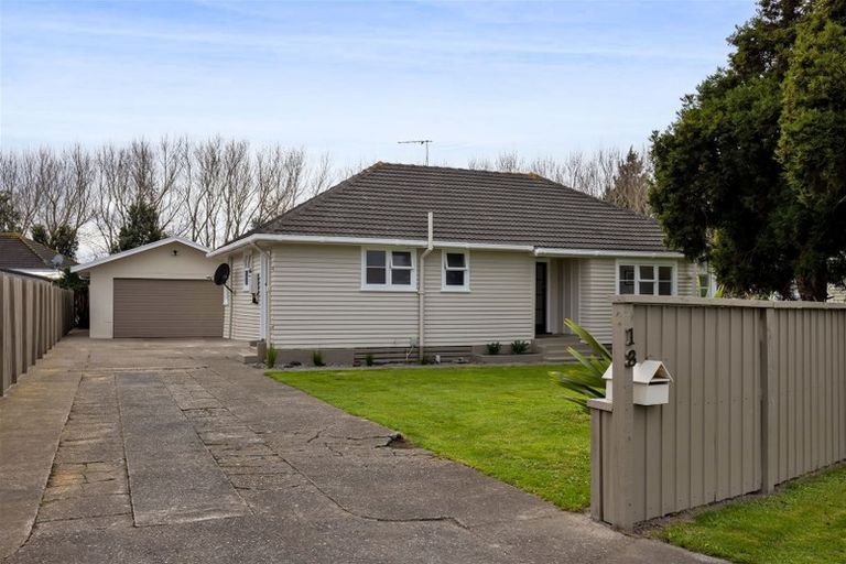 Photo of property in 13 Malone Place, Hawera, 4610
