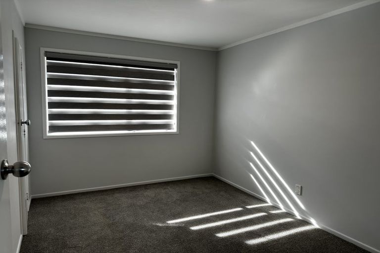 Photo of property in 5 Bluewater Place, Wattle Downs, Auckland, 2103