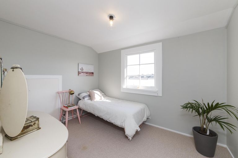 Photo of property in 63 James Line, Kelvin Grove, Palmerston North, 4414
