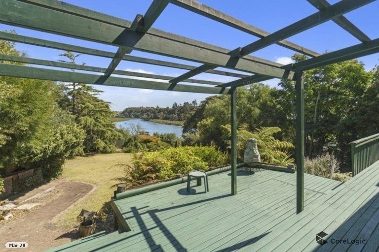Photo of property in 14 Renata Crescent, Te Atatu Peninsula, Auckland, 0610