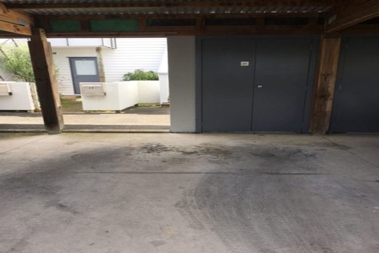 Photo of property in 27/5 Carolina Place, Albany, Auckland, 0632