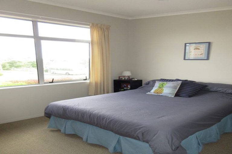 Photo of property in 47a Mazengarb Road, Paraparaumu Beach, Paraparaumu, 5032