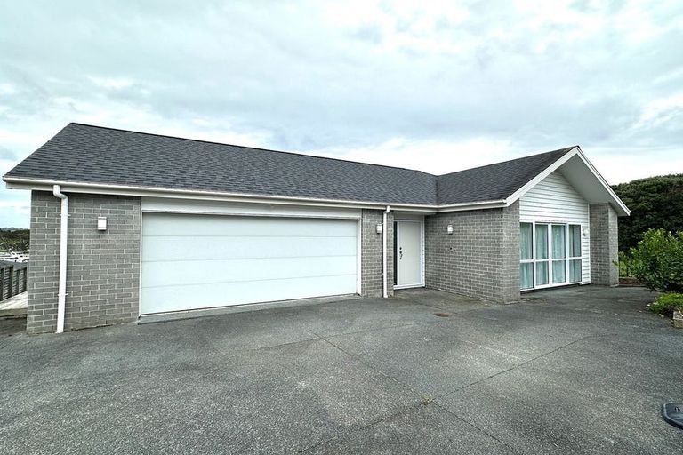 Photo of property in 9 Kaipuke Crescent, Gulf Harbour, Whangaparaoa, 0930